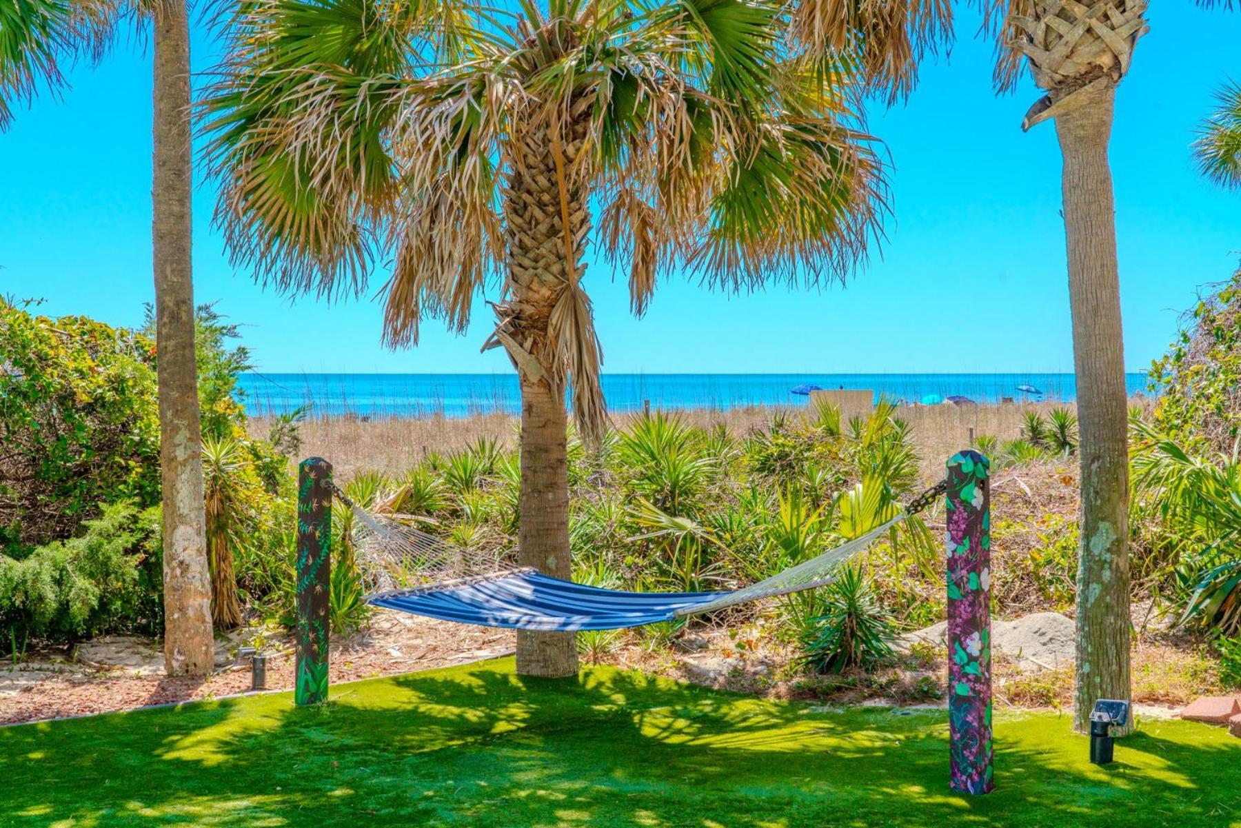 Beach Colony Ocean View Condo - 2 Bedroom, 2 Bath - Perfect For 8! Myrtle Beach Dış mekan fotoğraf